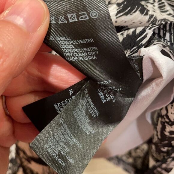 REISS Heidi Snake Print Flared Dress - Picture 8 of 10